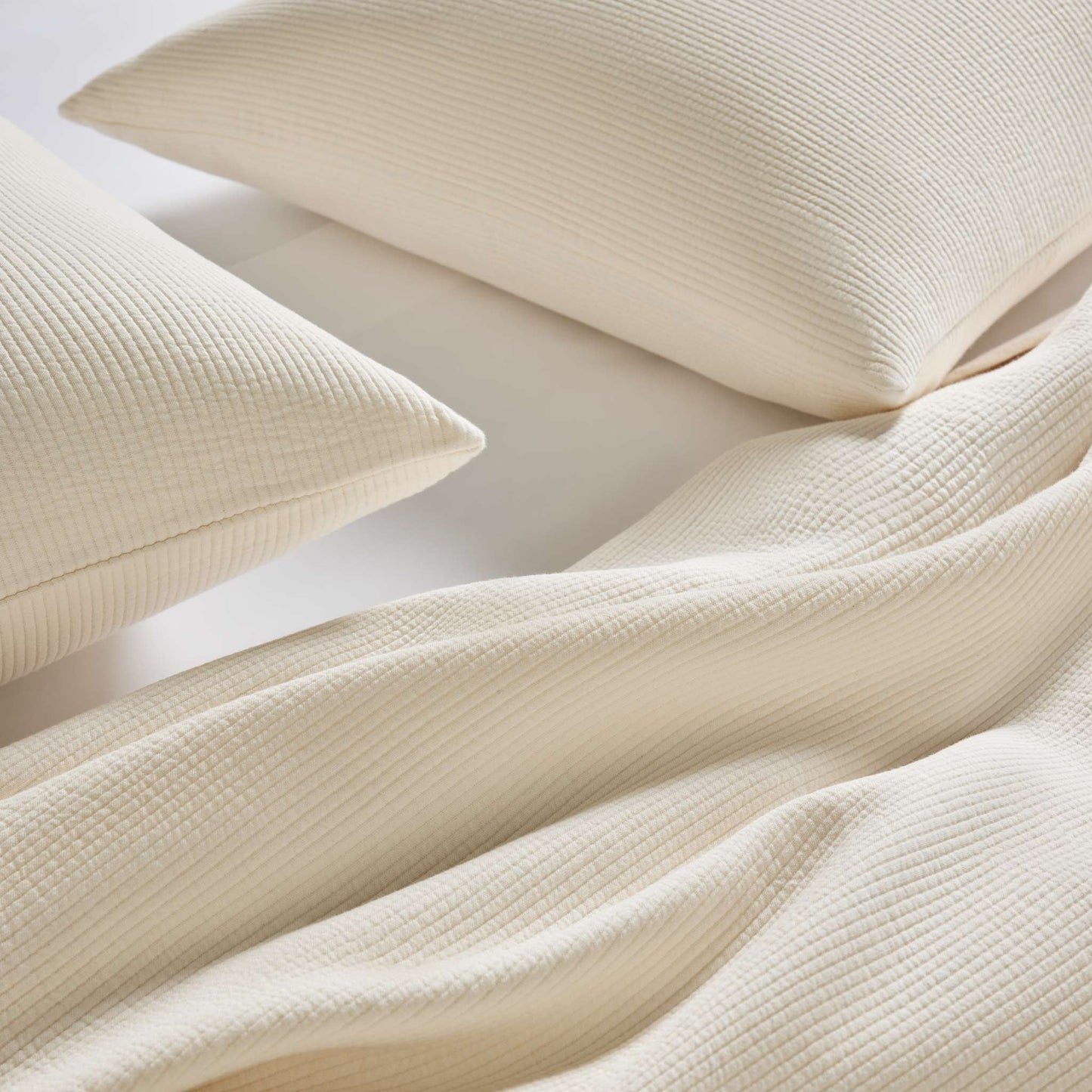 HCB: Ribbed Matelasse Quilt
