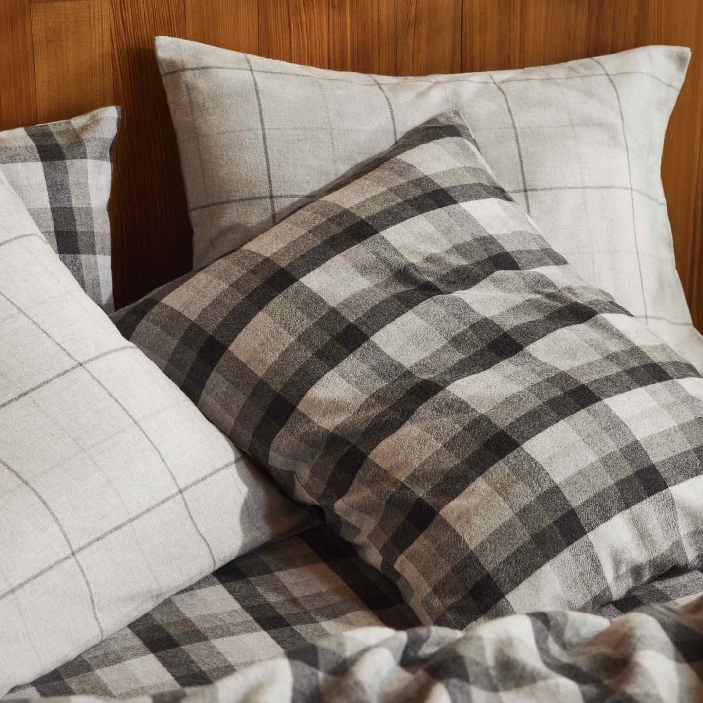 Brushed Flannel Pillowcase Set